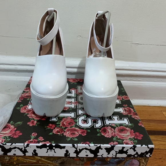 jeffrey campbell white scully platform - Picture 3 of 3